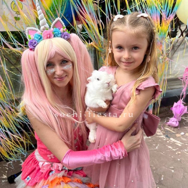 Шоу с кроликом в Перми