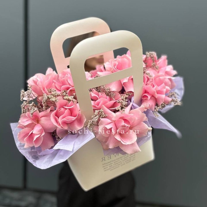 Сумочка розовых роз "Плинки" в Перми