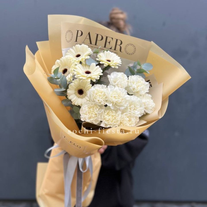 Букет с диантусами и герберами в Перми