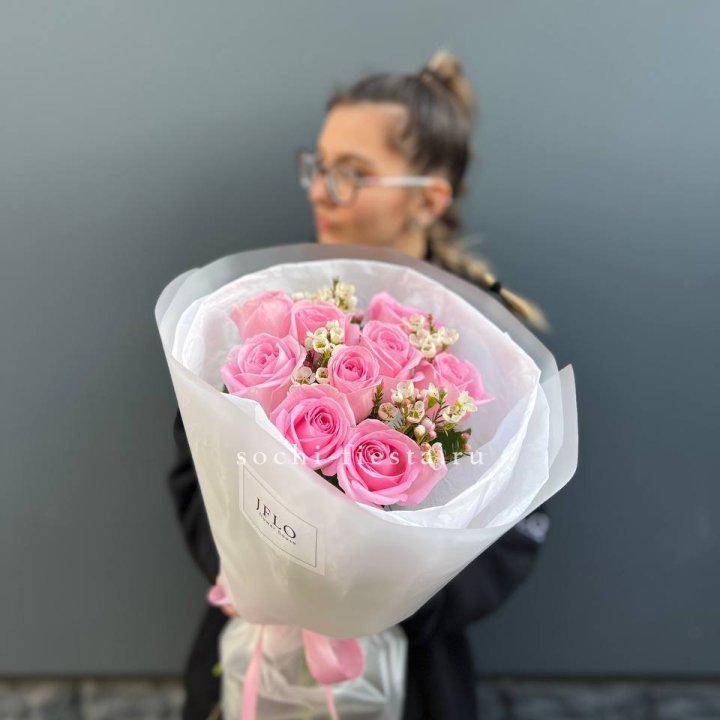 Букет розовых роз  в Перми