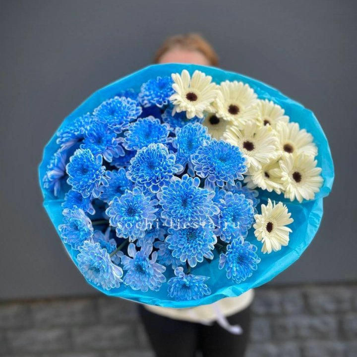 Букет хризантем и гербер в Перми