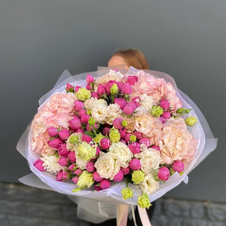  Букет  гортензий и Мисти в Перми