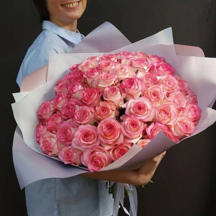 101 роза Джумилия в оформлении  в Перми