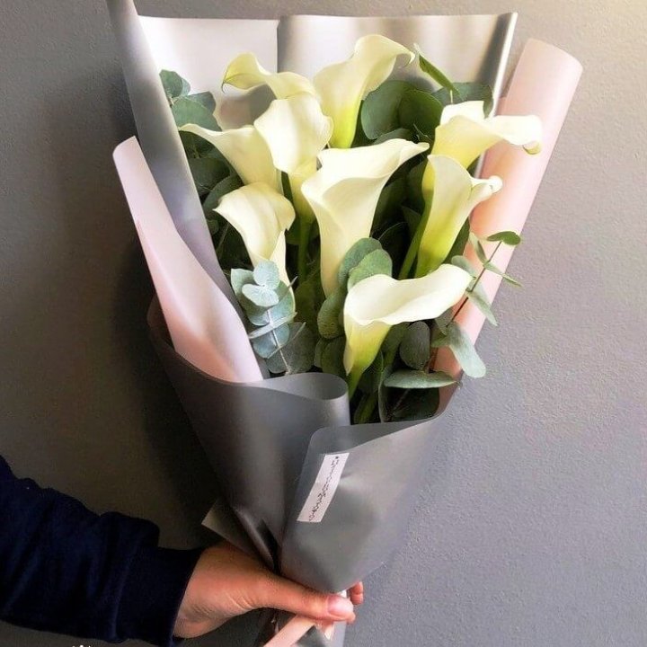 Каллы с эвкалиптом в Перми