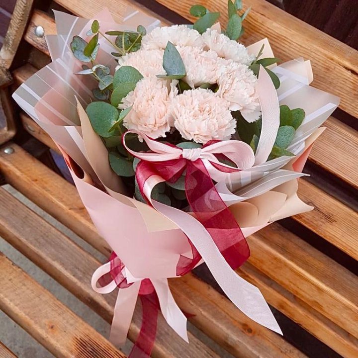 Диантусы с эвкалиптом в Перми