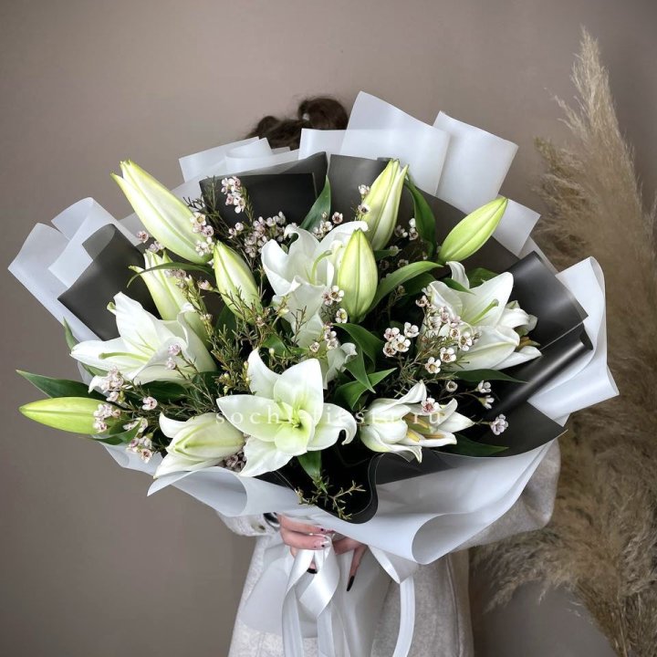 Букет лилий Снежная королева в Перми