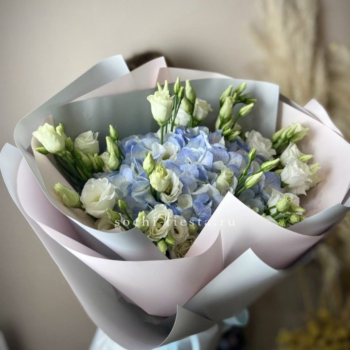 Букет с гортензией "Адель" в Перми
