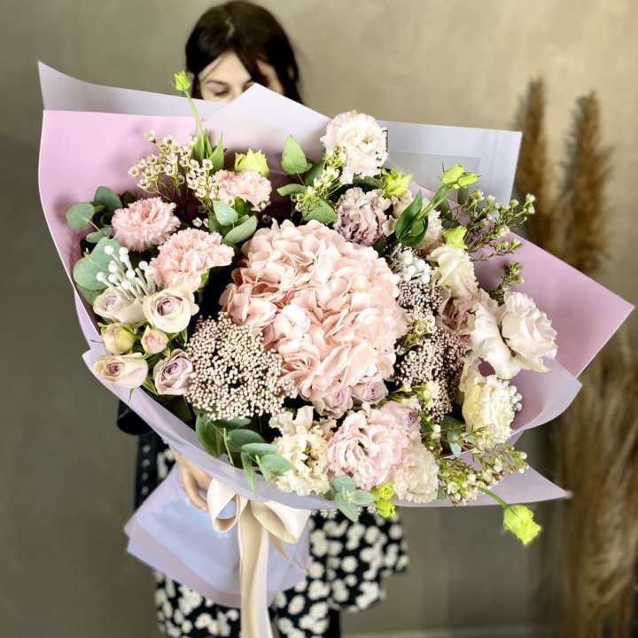 Дизайнерский букет "Трели кримс" в Перми