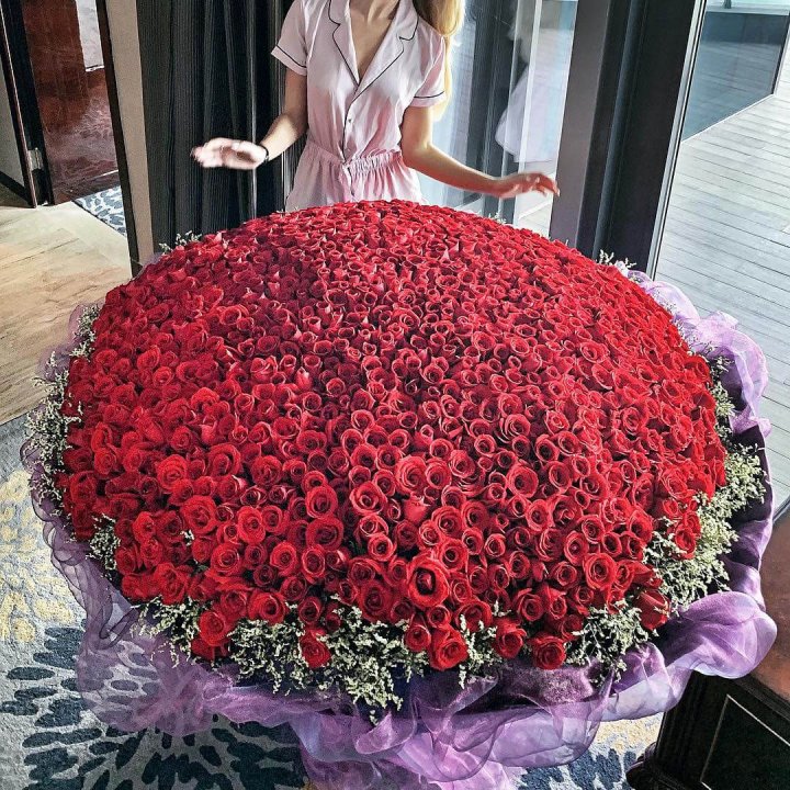 1001 роза в Перми