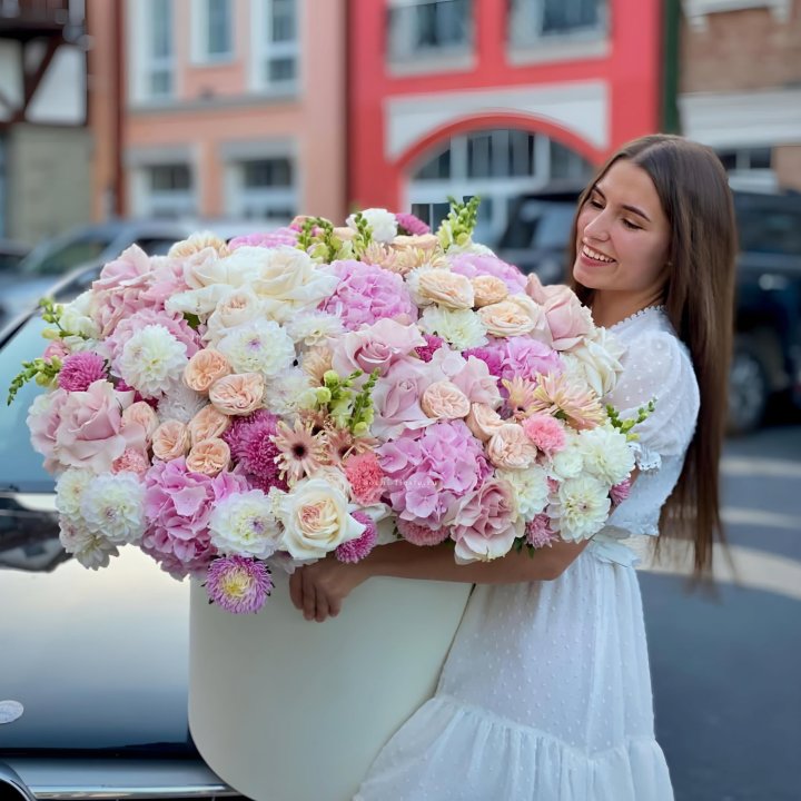 Дизайнерский цилиндр "Мелиса" в Перми