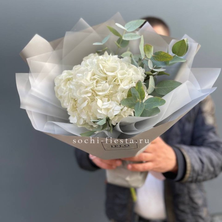  Букет  из белой гортензии в Перми