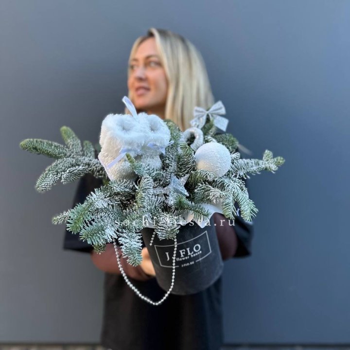 Новогодний бокс "Ботс вайт" в Перми