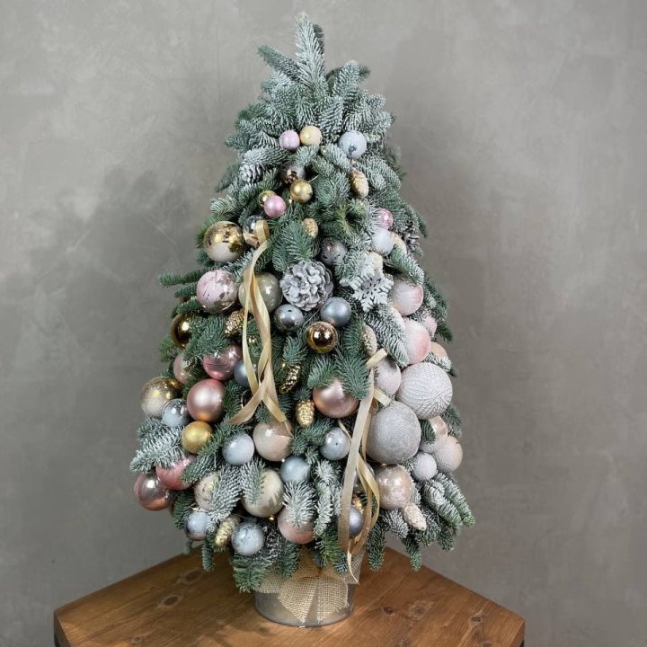 Новогодняя ёлка из веток датского нобилиса в Перми