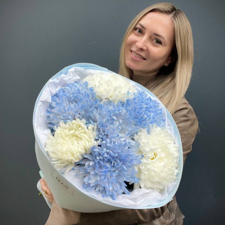 Букет из 7 хризантем  в Перми