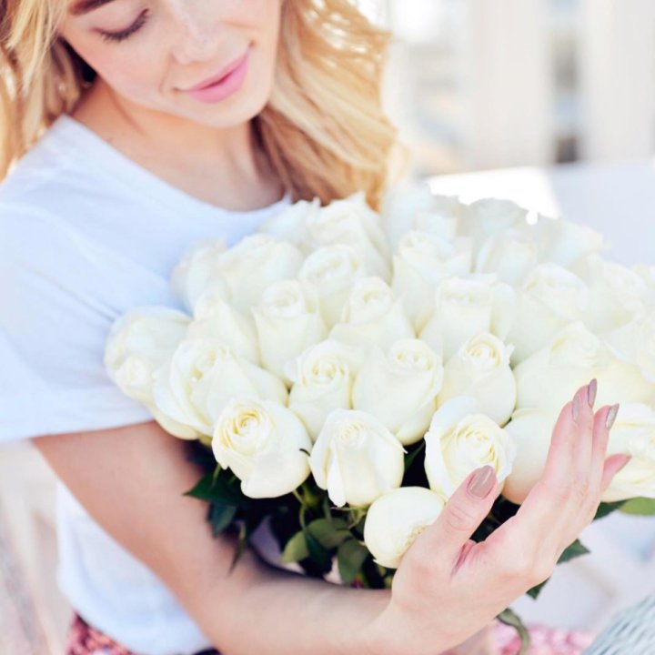 Букет высоких роз "Облака" в Перми