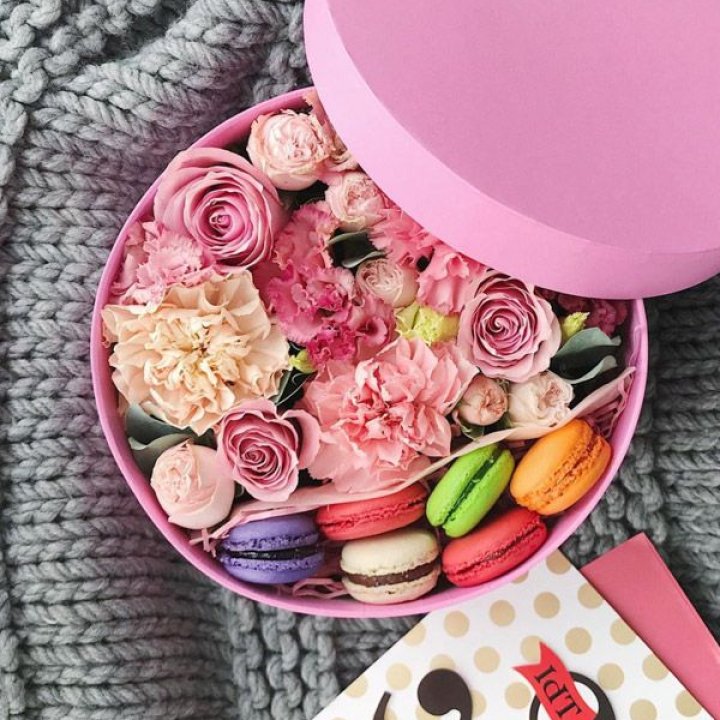 Цветочный бокс пинк в Перми