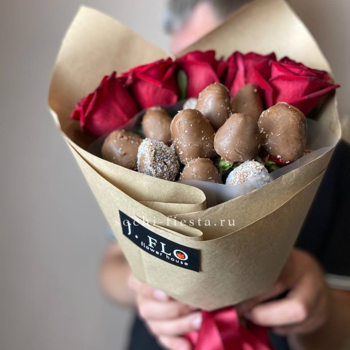 "Тандем с шоколадной клубникой" в Перми