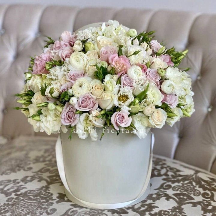 Цветочный бокс "Ловинг" в Перми