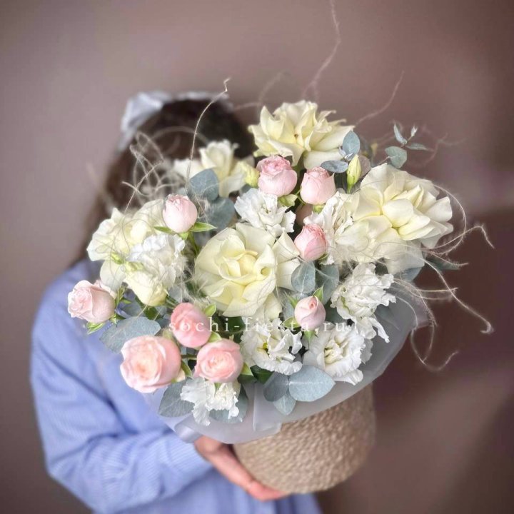 Авторский бокс "Милена" в джутовом кашпо в Перми