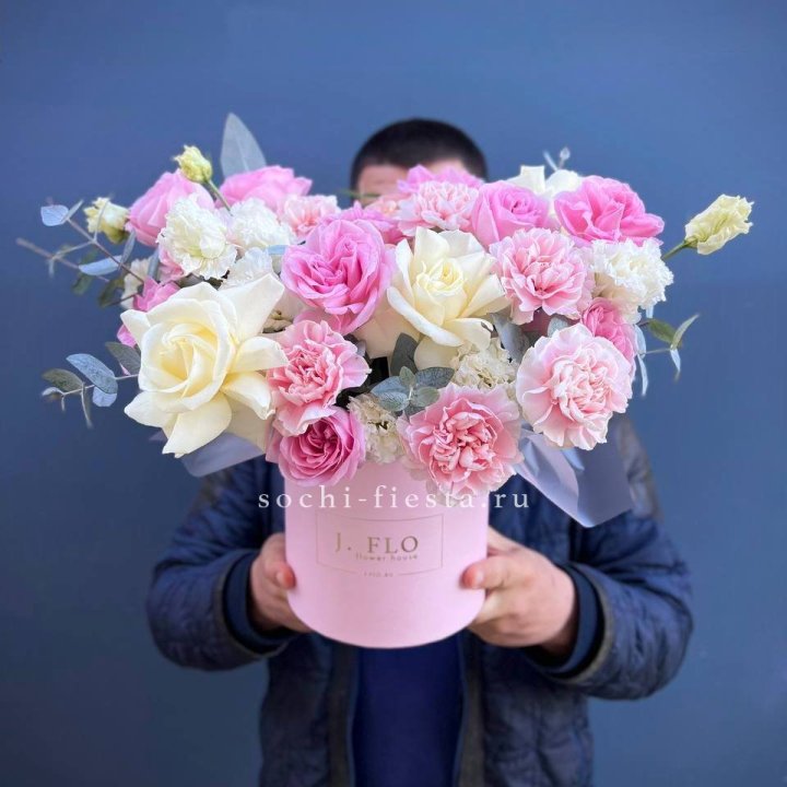 Цветочный бокс "Памела" в Перми