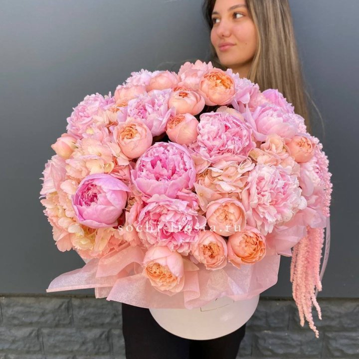 Коробка с пионами "Дабл фловер" в Перми