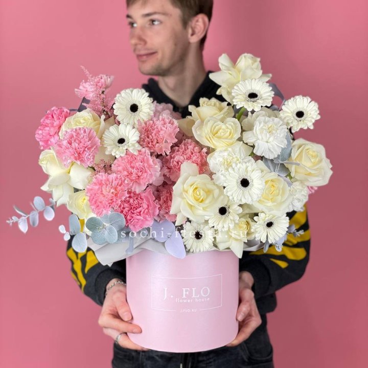 Дизайнерский бокс "Индира" в Перми