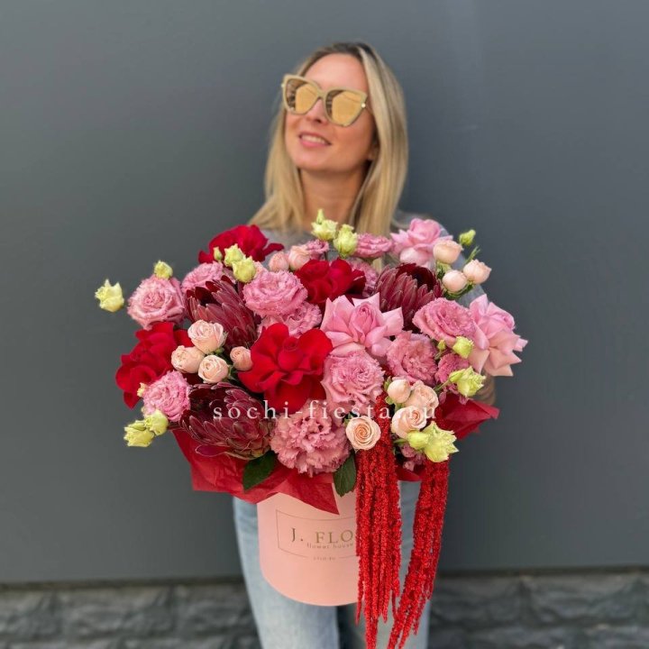 Дизайнерский цилиндр "Криотель" в Перми