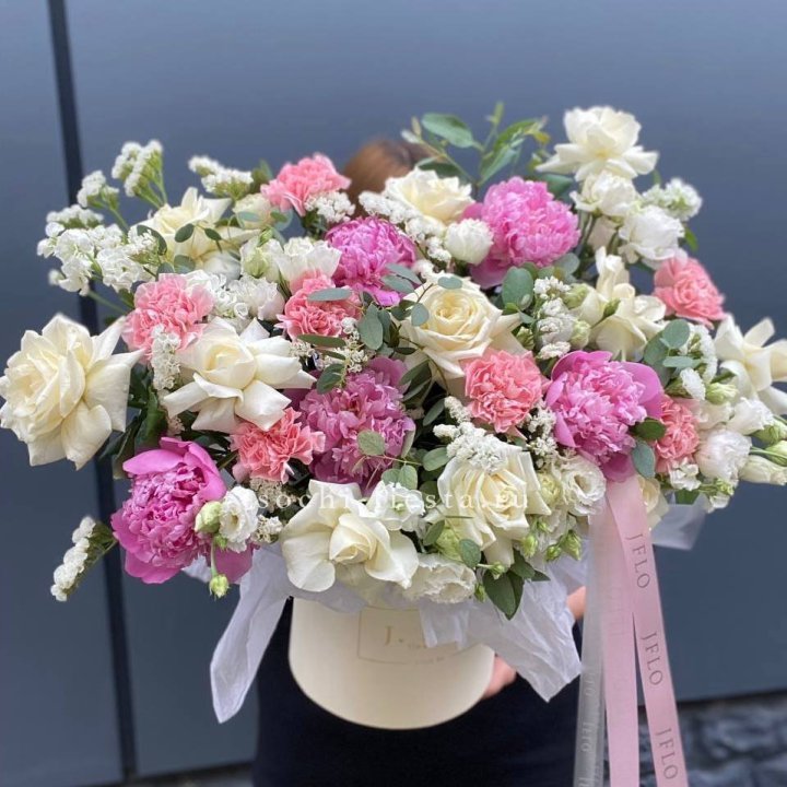 Дизайнерский бокс "Амор этерна" в Перми