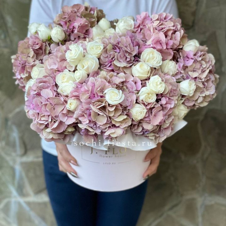 Бокс "Изобела пинк" в Перми