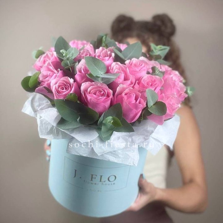 Бокс 27 роз в Перми