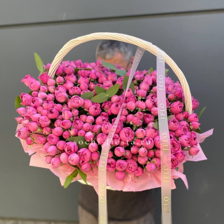 Корзина роз Мисти Баблс 101 в Перми