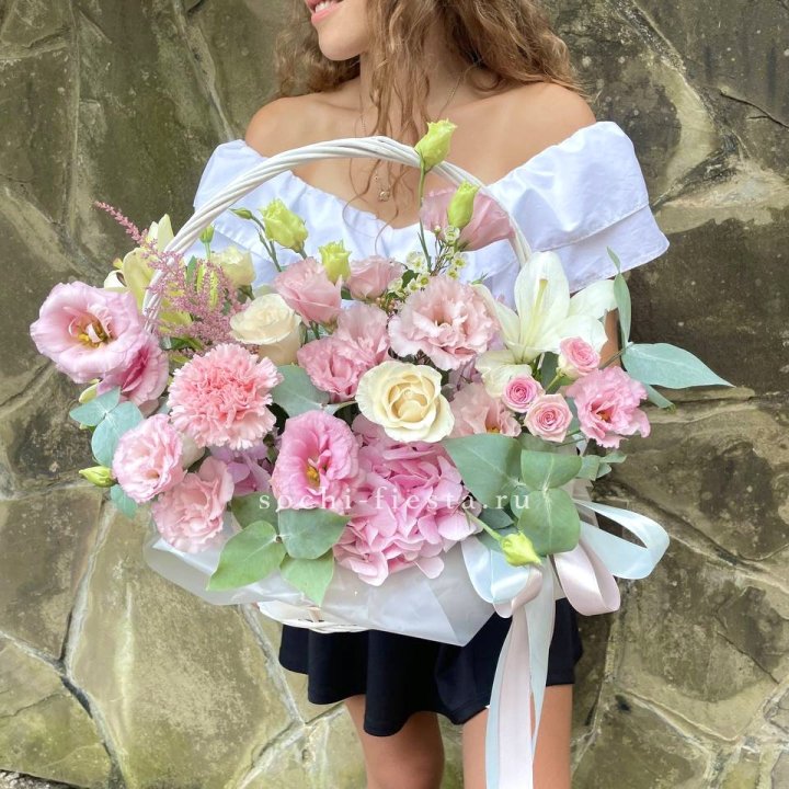 Авторская корзина "Миа" в Перми