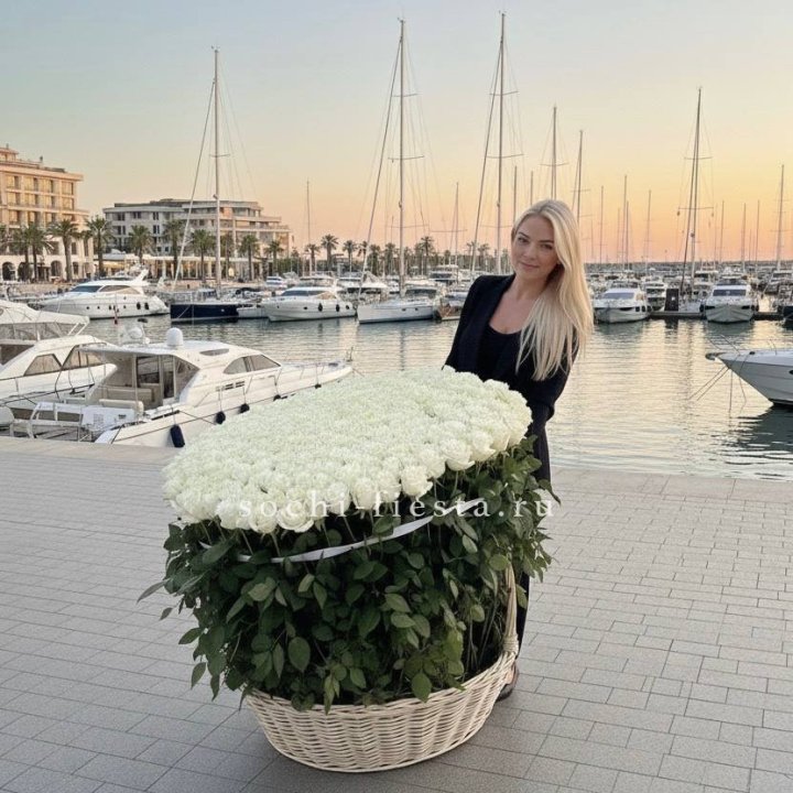 301 высокая роза в корзине в Перми