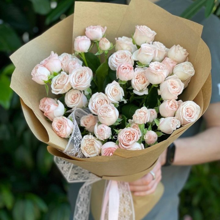 Кустовые розы букет №1 в Перми