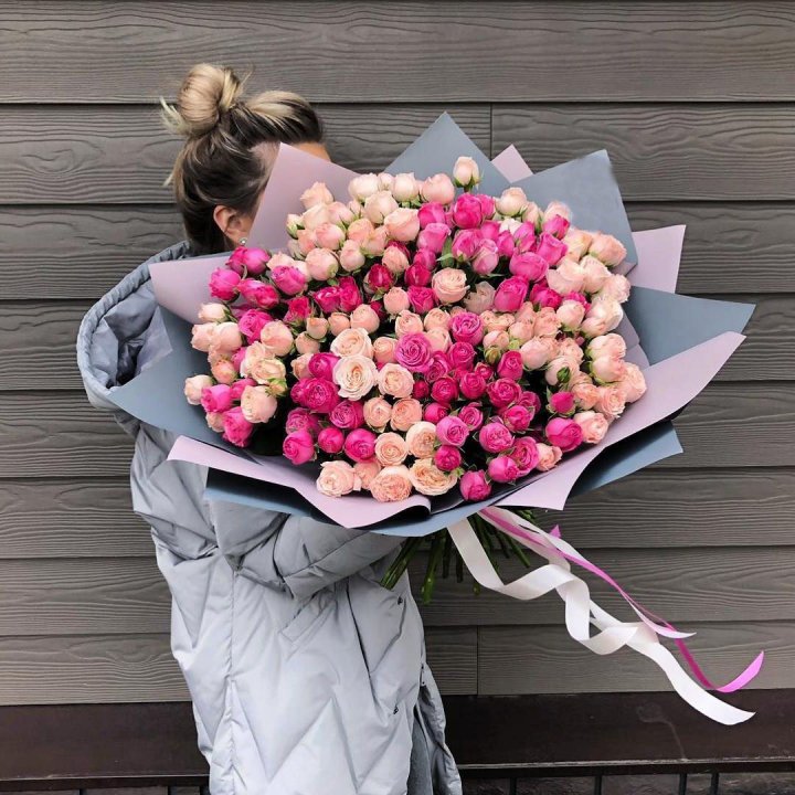 55 роз микс кустовых в Перми