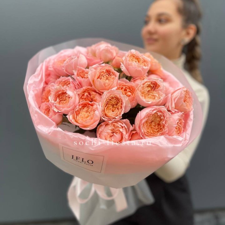 Букет из пионовидных роз Джульетта в Перми
