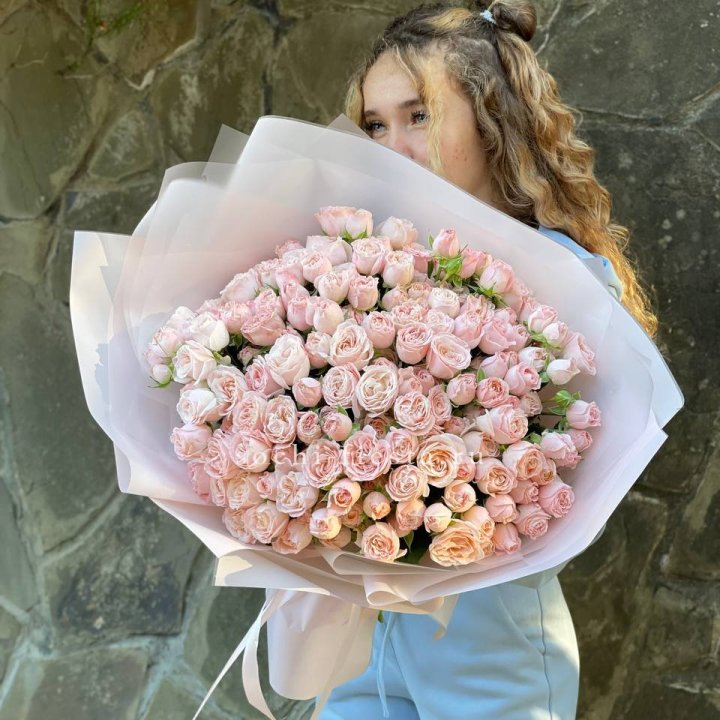 45 роза бомбастик Крем в Перми