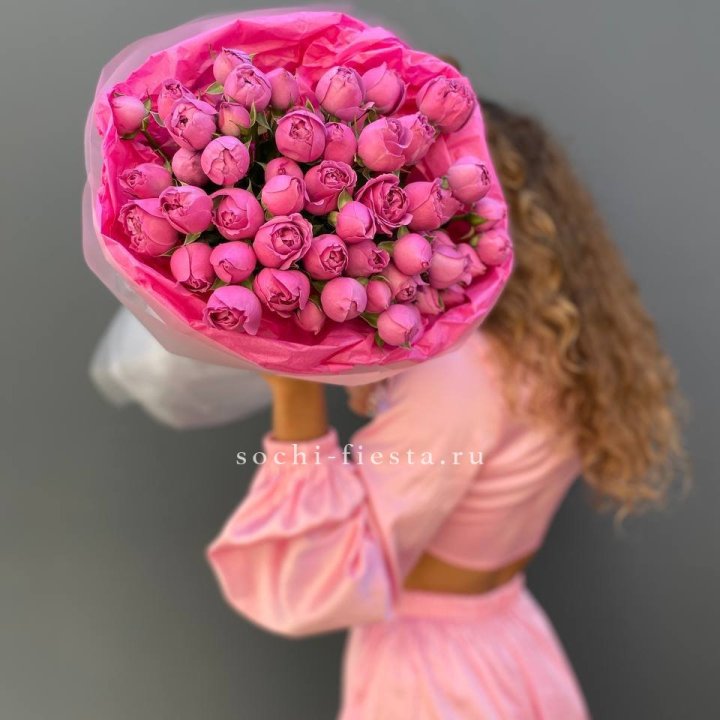 Букет из пионовидных роз  в Перми