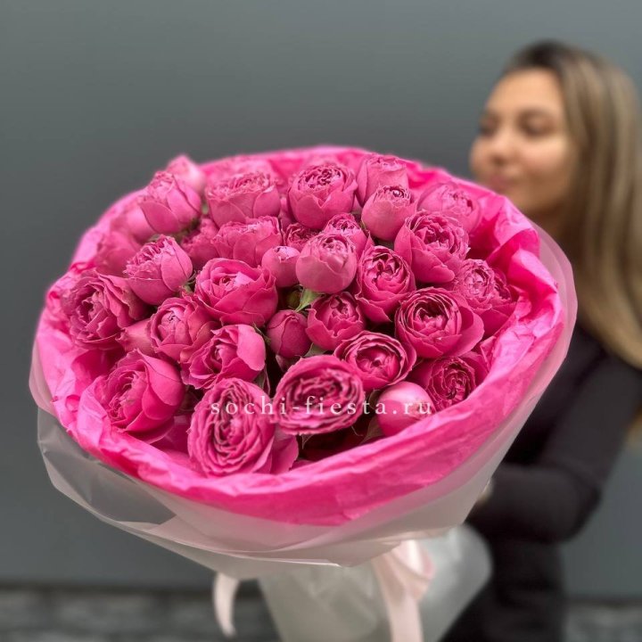 Букет из пионовидных роз  в Перми