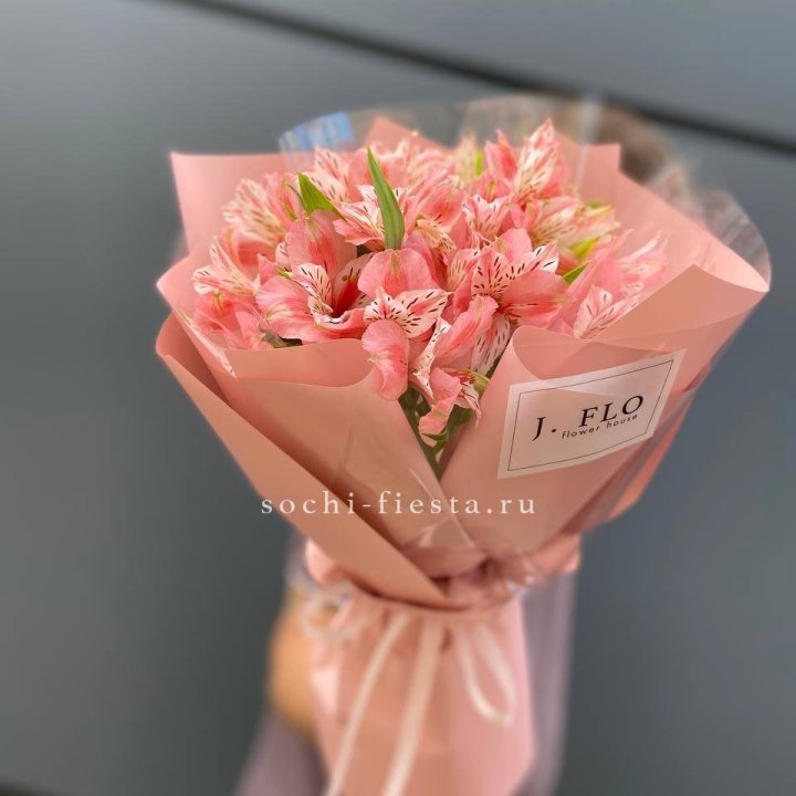 Букет альстромерий розовых в Перми