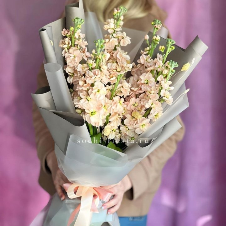 Букет ароматной маттиоллы №2 в Перми