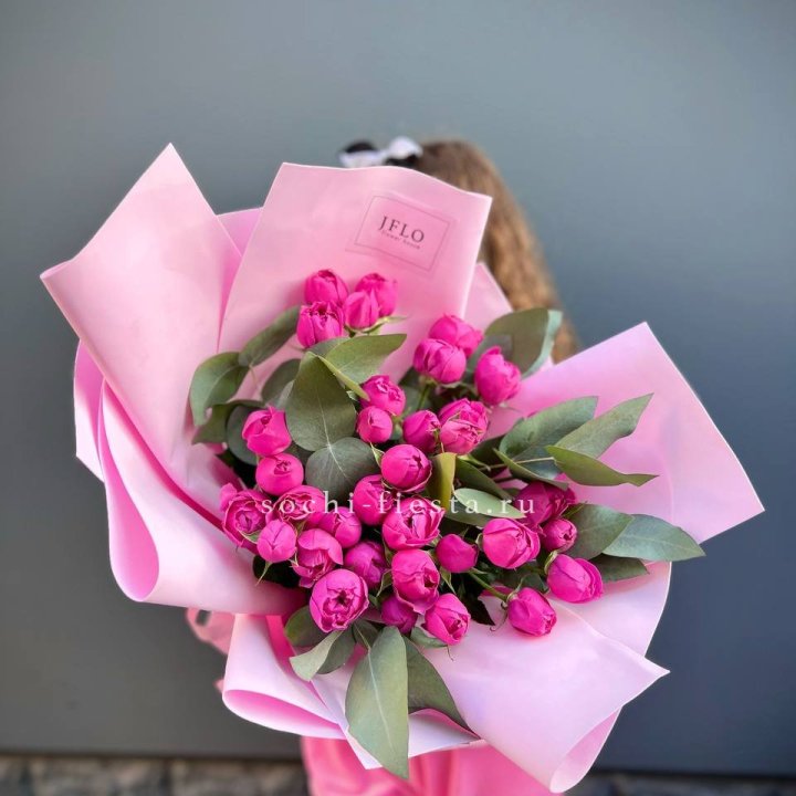 Пионовидные розы баблс в Перми