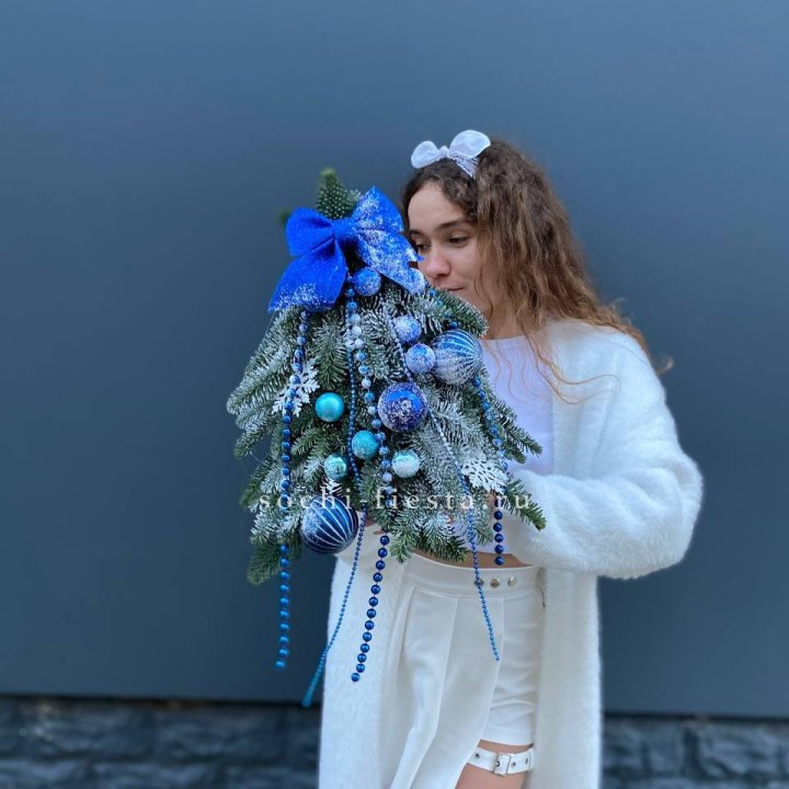 Новогодняя елочка "Блю" в Перми