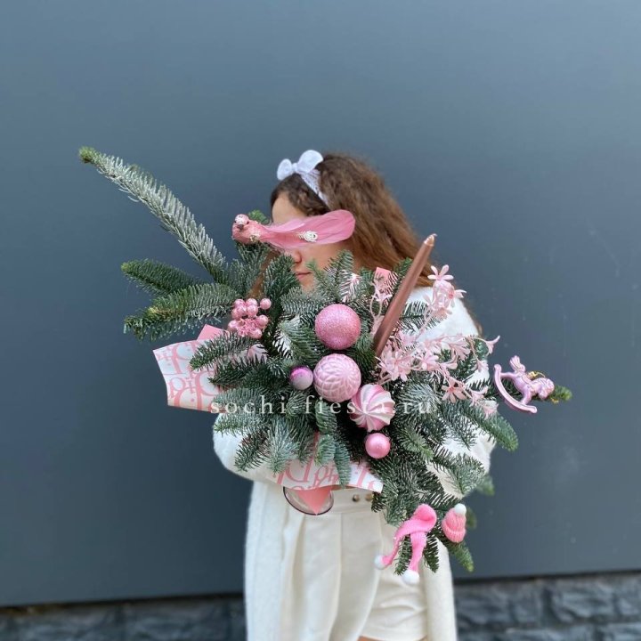 Композиция бокал розовый в Перми