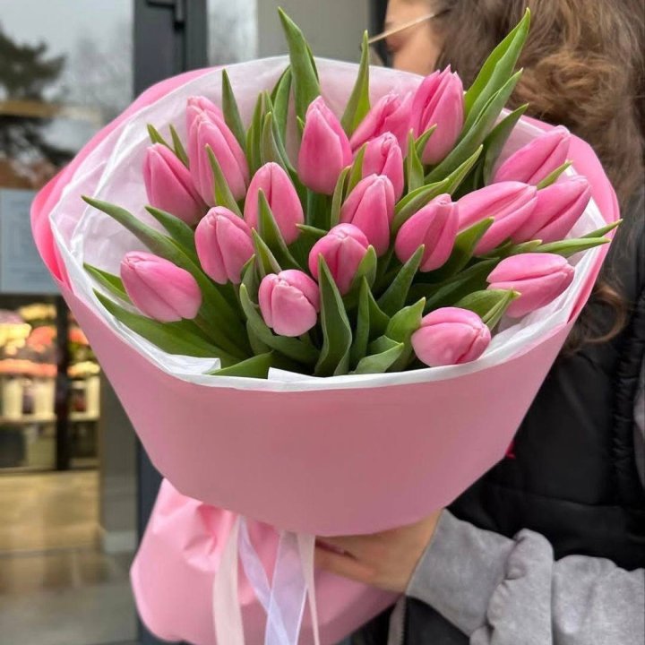  19 розовых тюльпанов в Перми