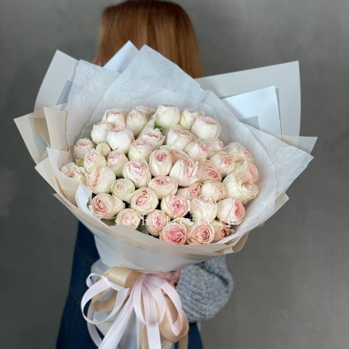 Букет пионовидных роз Пур лав в Перми