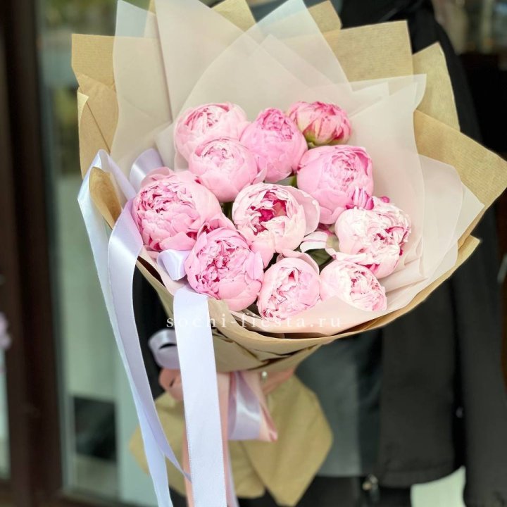 11 пионов в оформлении в Перми