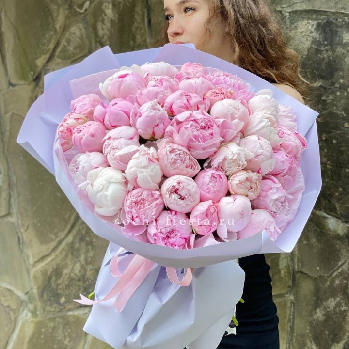 39 нежных пионов в Перми