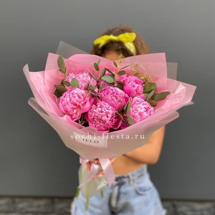 7 ярких пионов в оформлении в Перми