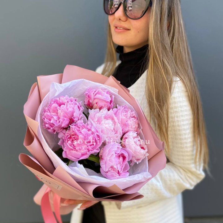 7 пионов в оформлении в Перми